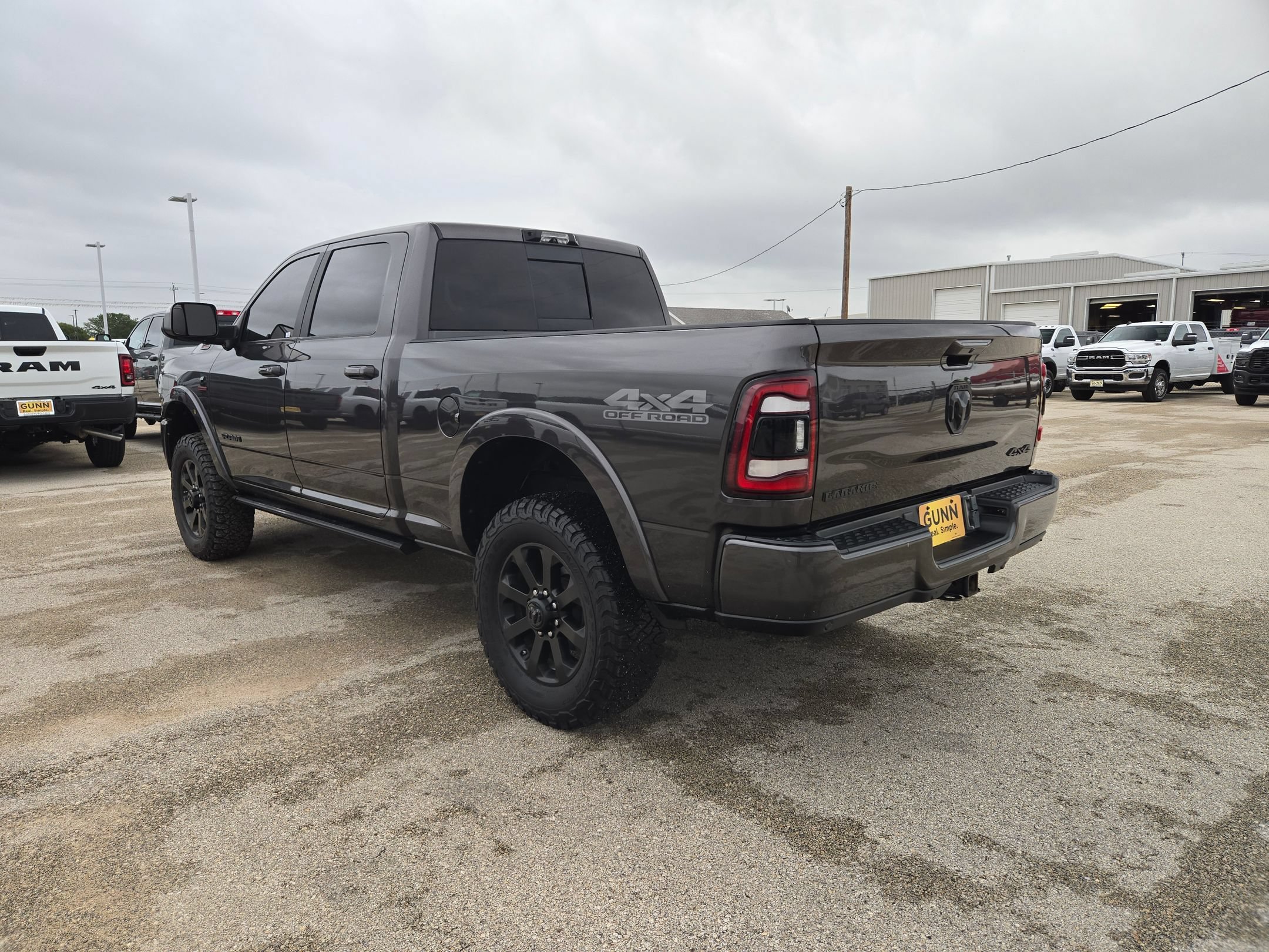 Used 2022 RAM 2500 Laramie w/ Night Edition AWD/4WD image 5