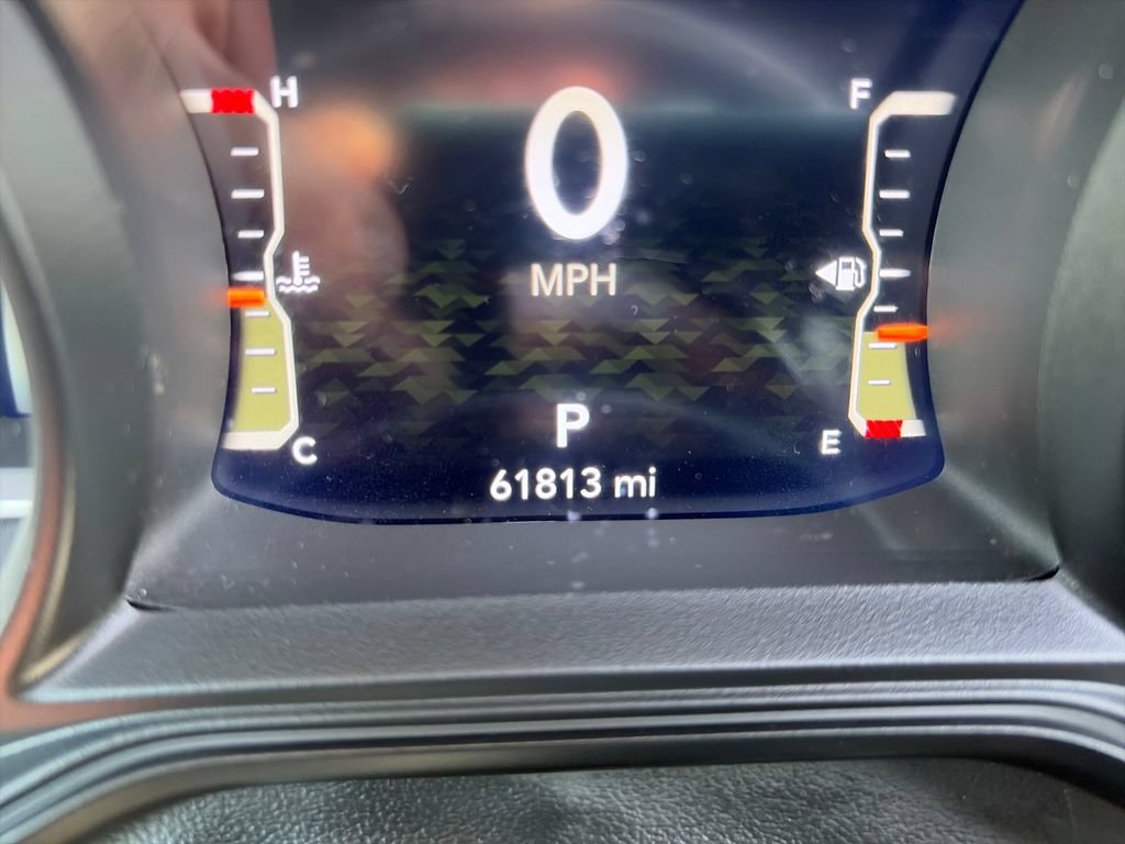 Used 2024 Jeep Wrangler Unlimited Sahara w/ Technology Group AWD/4WD image 17