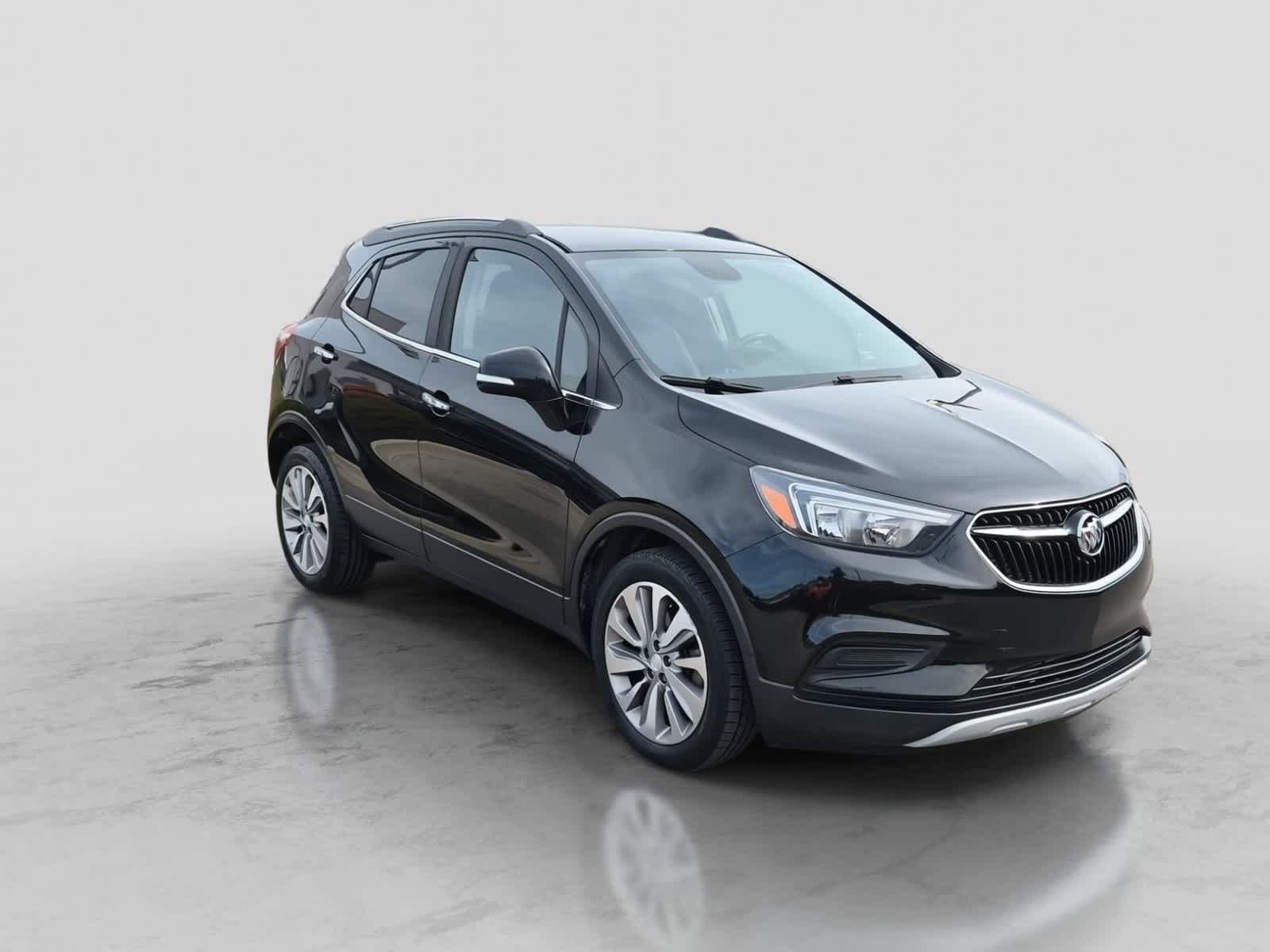 Used 2019 Buick Encore Preferred FWD image 2