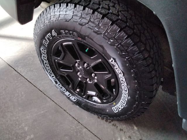 Used 2018 Jeep Wrangler Willys Wheeler image 17