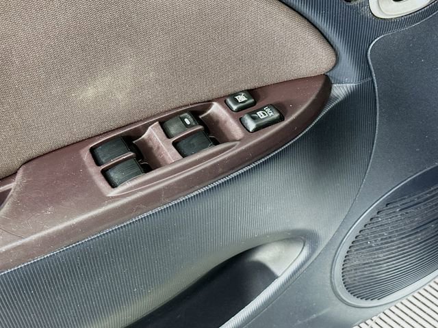 Used 2012 Mitsubishi i SE RWD image 15
