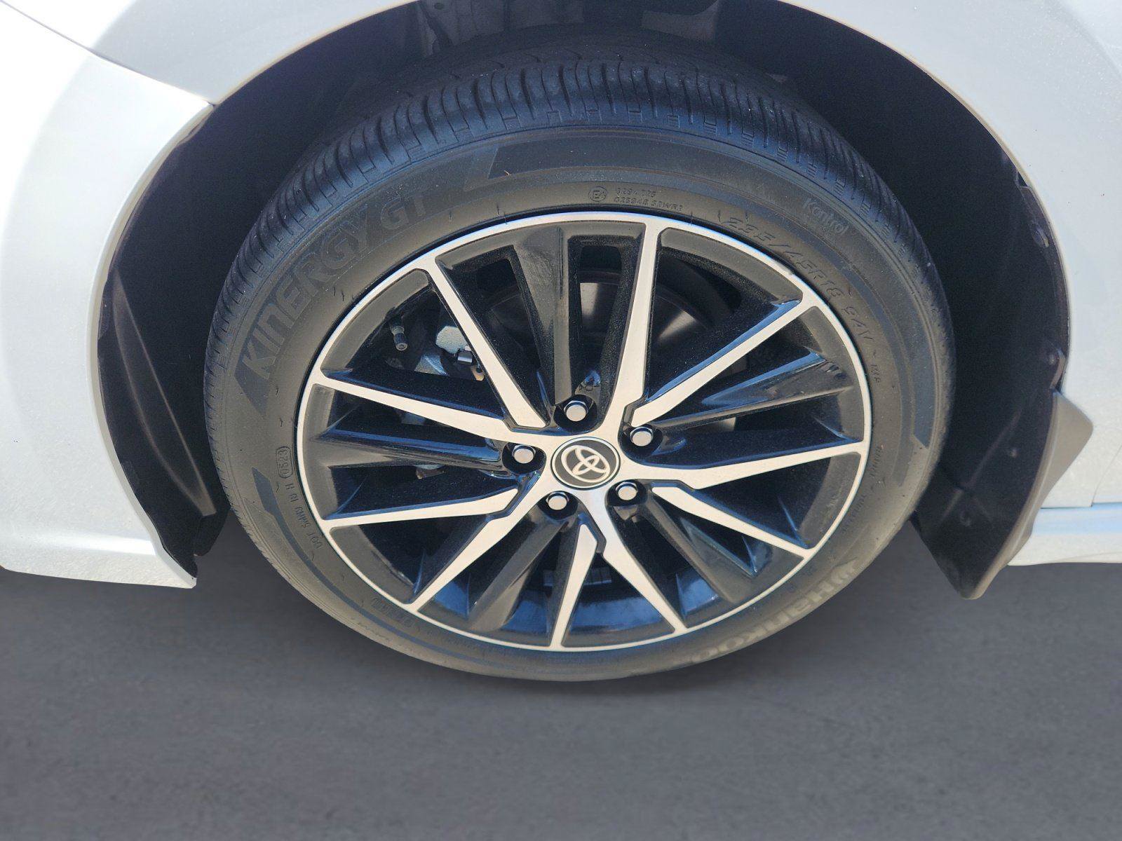Used 2023 Toyota Camry SE FWD image 9