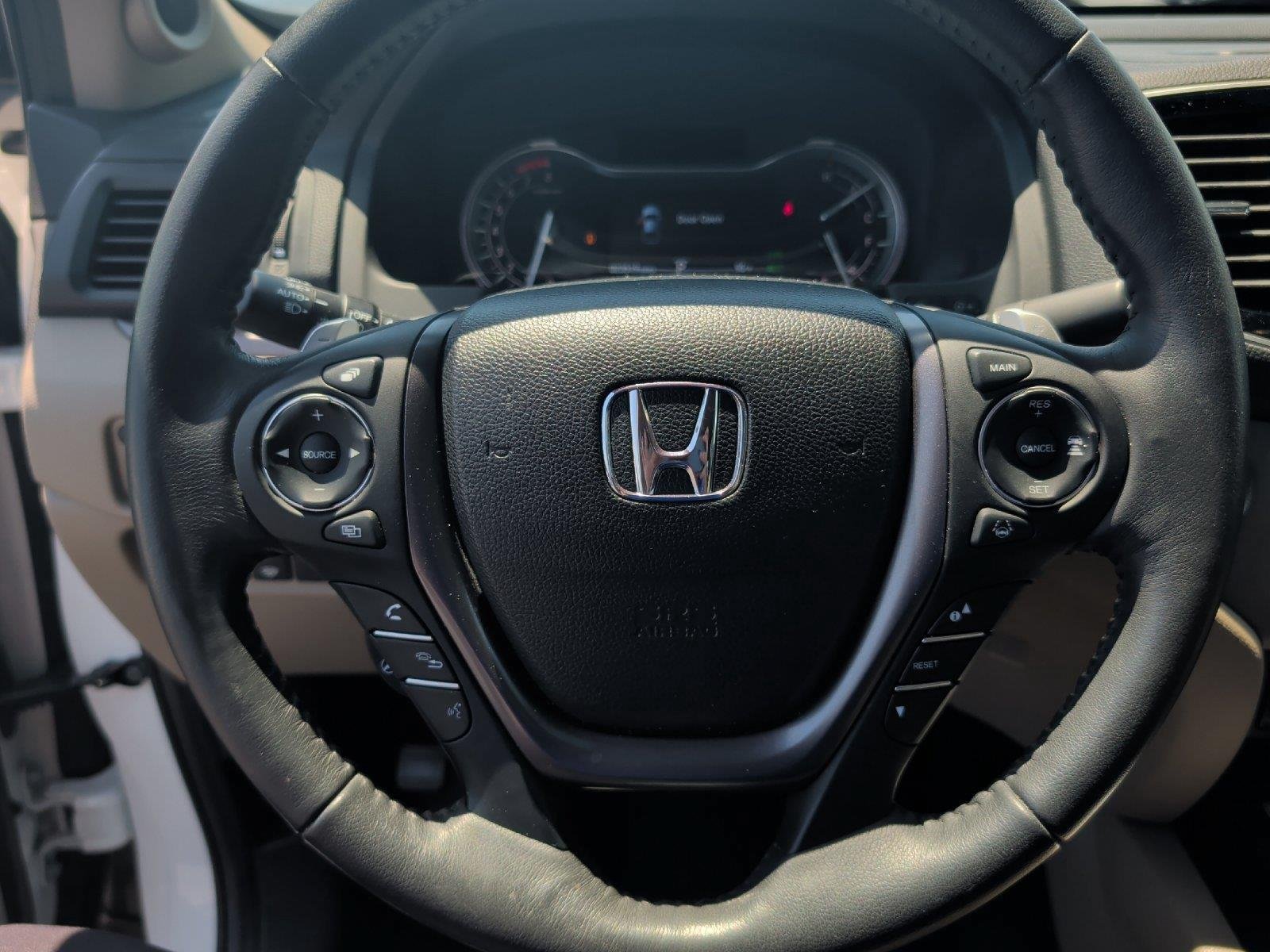 Used 2023 Honda Ridgeline RTL-E image 18