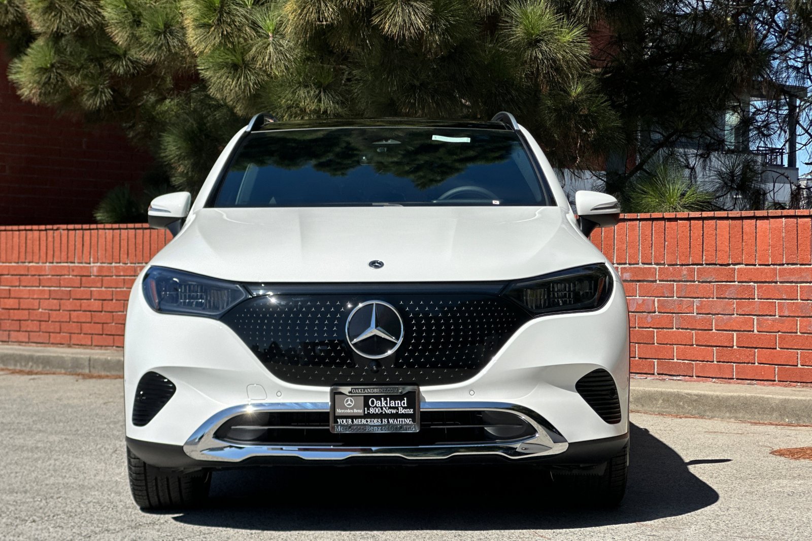New 2027 Mercedes-Benz EQE 320 4MATIC SUV image 9