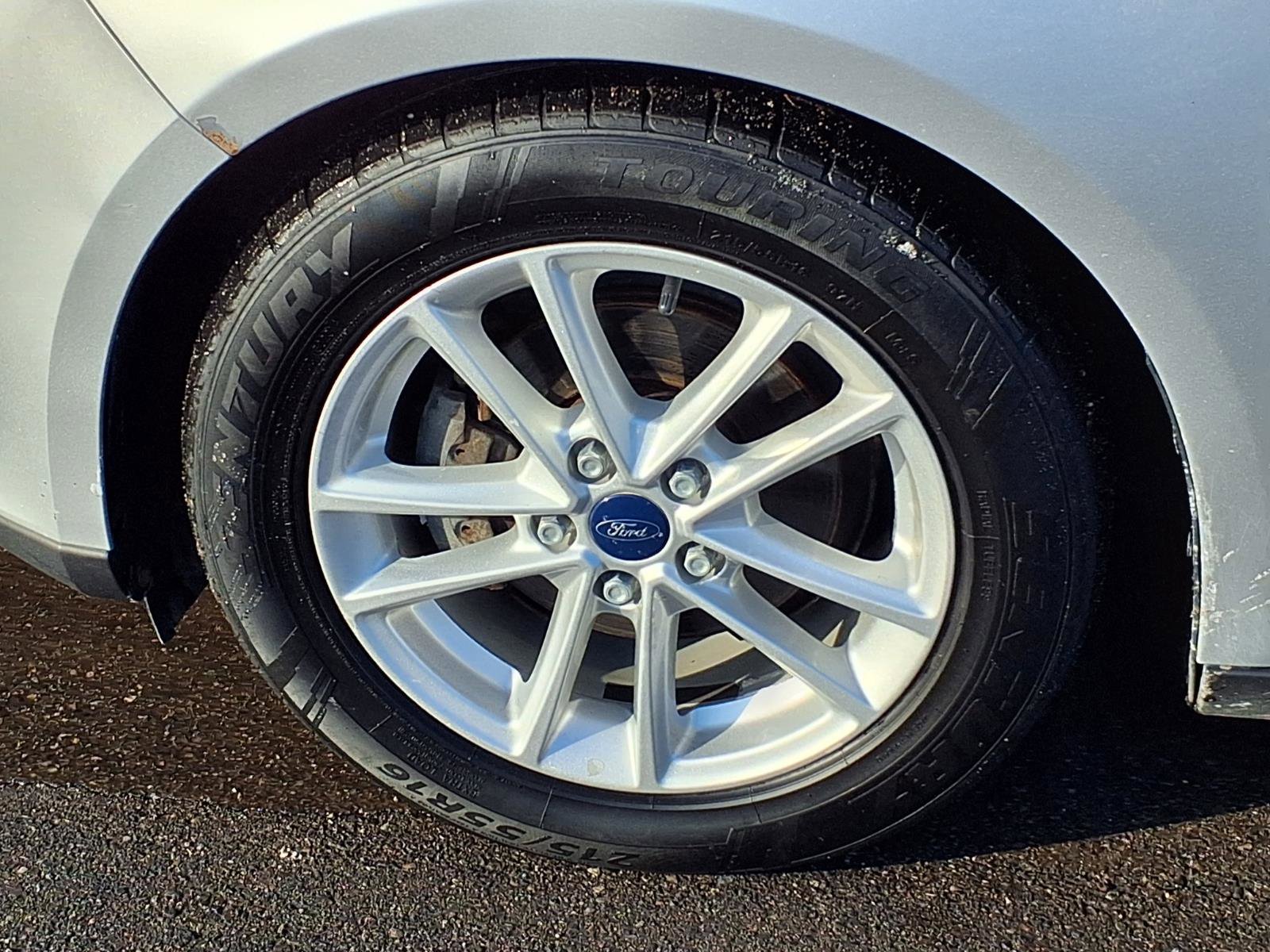 Used 2017 Ford Focus SE image 21