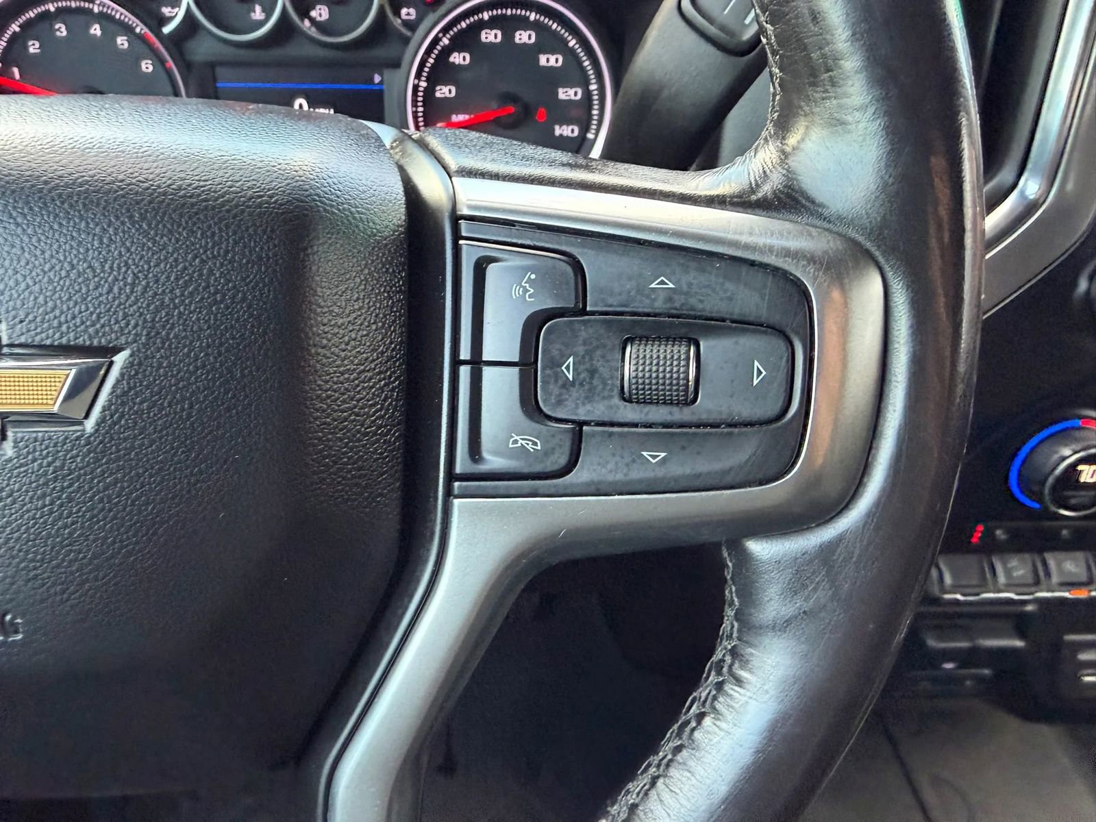 Used 2020 Chevrolet Silverado 1500 LT w/ All-Star Edition image 25