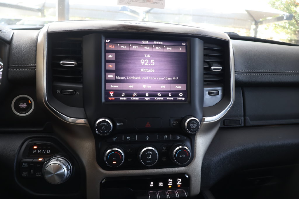 Used 2019 RAM 1500 Laramie AWD/4WD image 43