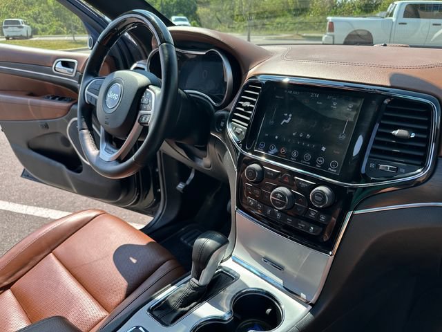 Used 2019 Jeep Grand Cherokee Summit AWD/4WD image 39