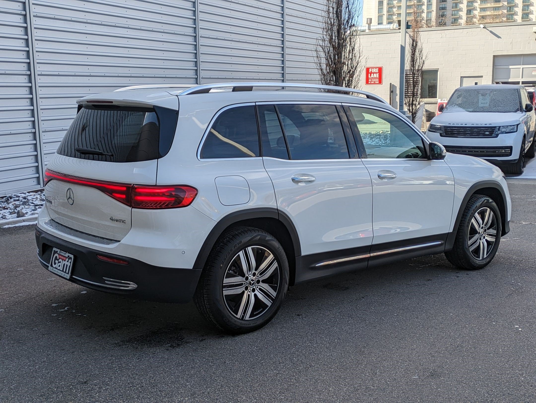 New 2025 Mercedes-Benz EQB 300 4MATIC image 3