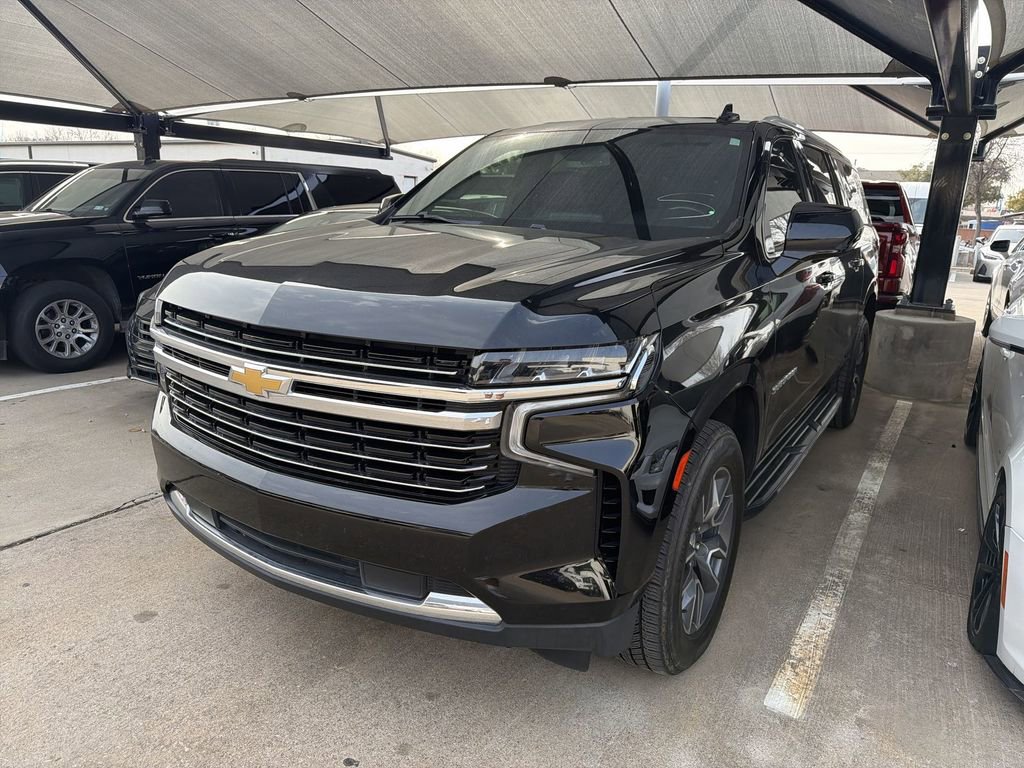 Used 2021 Chevrolet Suburban LT image 1
