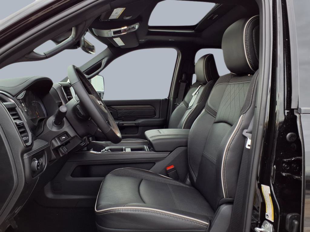 New 2025 RAM 3500 Limited image 14