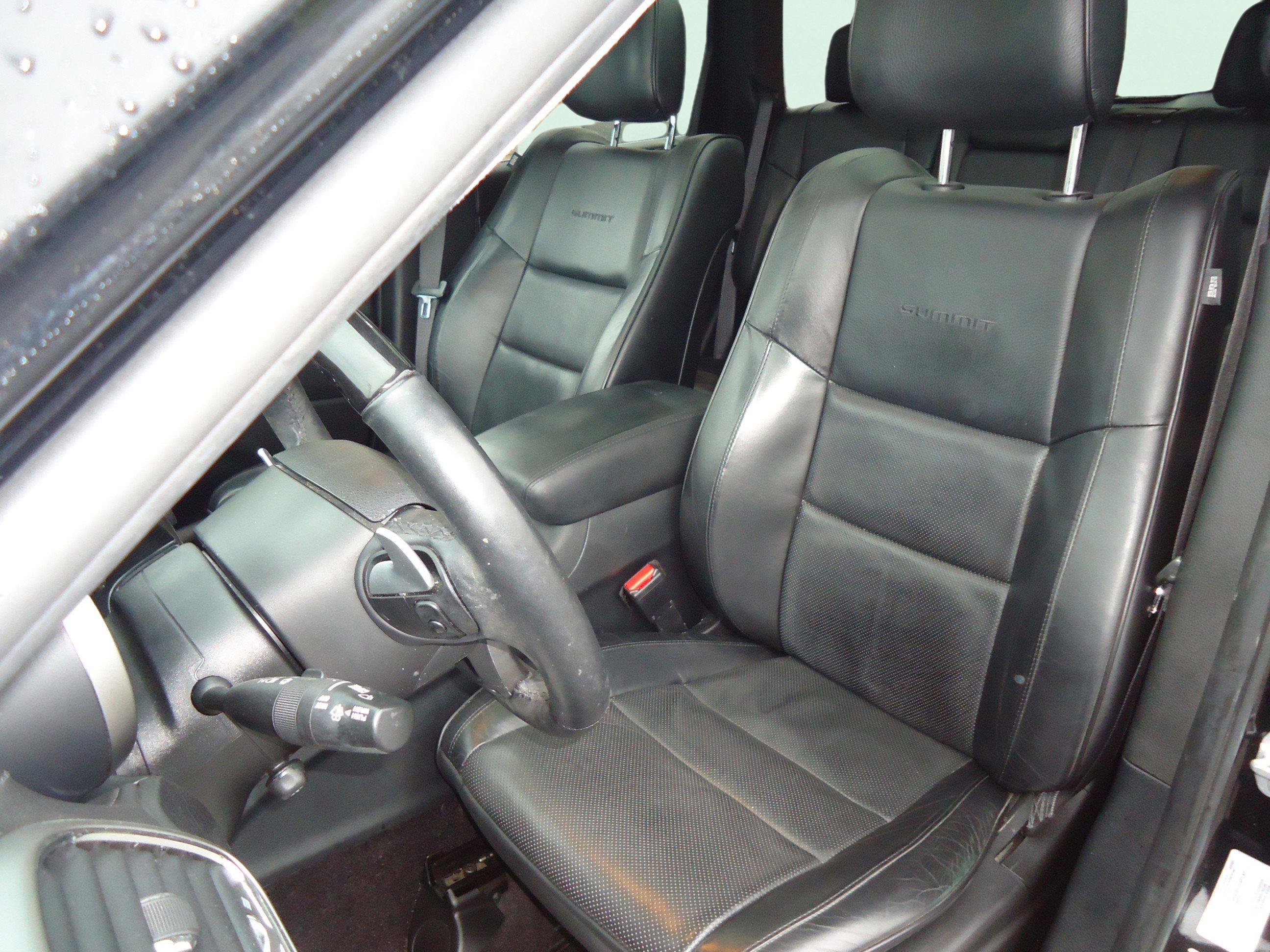 Used 2017 Jeep Grand Cherokee Summit AWD/4WD image 28