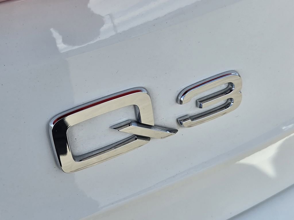 Certified 2021 Audi Q3 2.0T Premium w/ Convenience Package image 13
