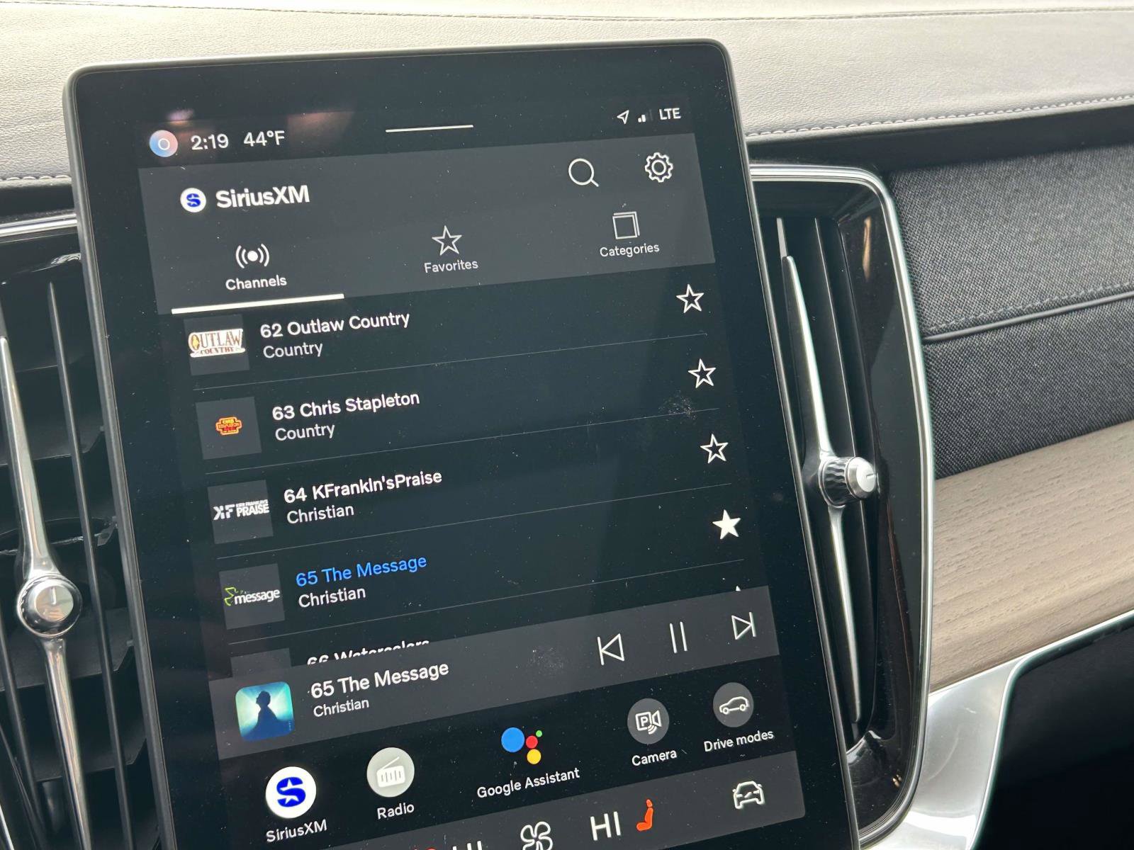 Certified 2025 Volvo XC90 B5 Plus image 25