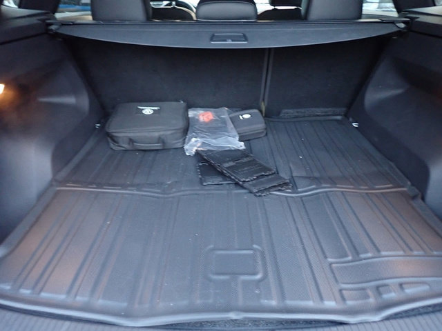 Used 2023 Volkswagen Atlas Cross Sport SE image 4