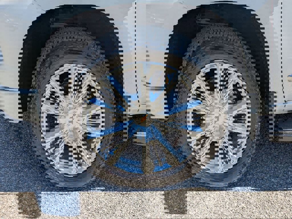 Used 2022 Chevrolet Silverado 1500 High Country w/ High Country Premium Package image 25