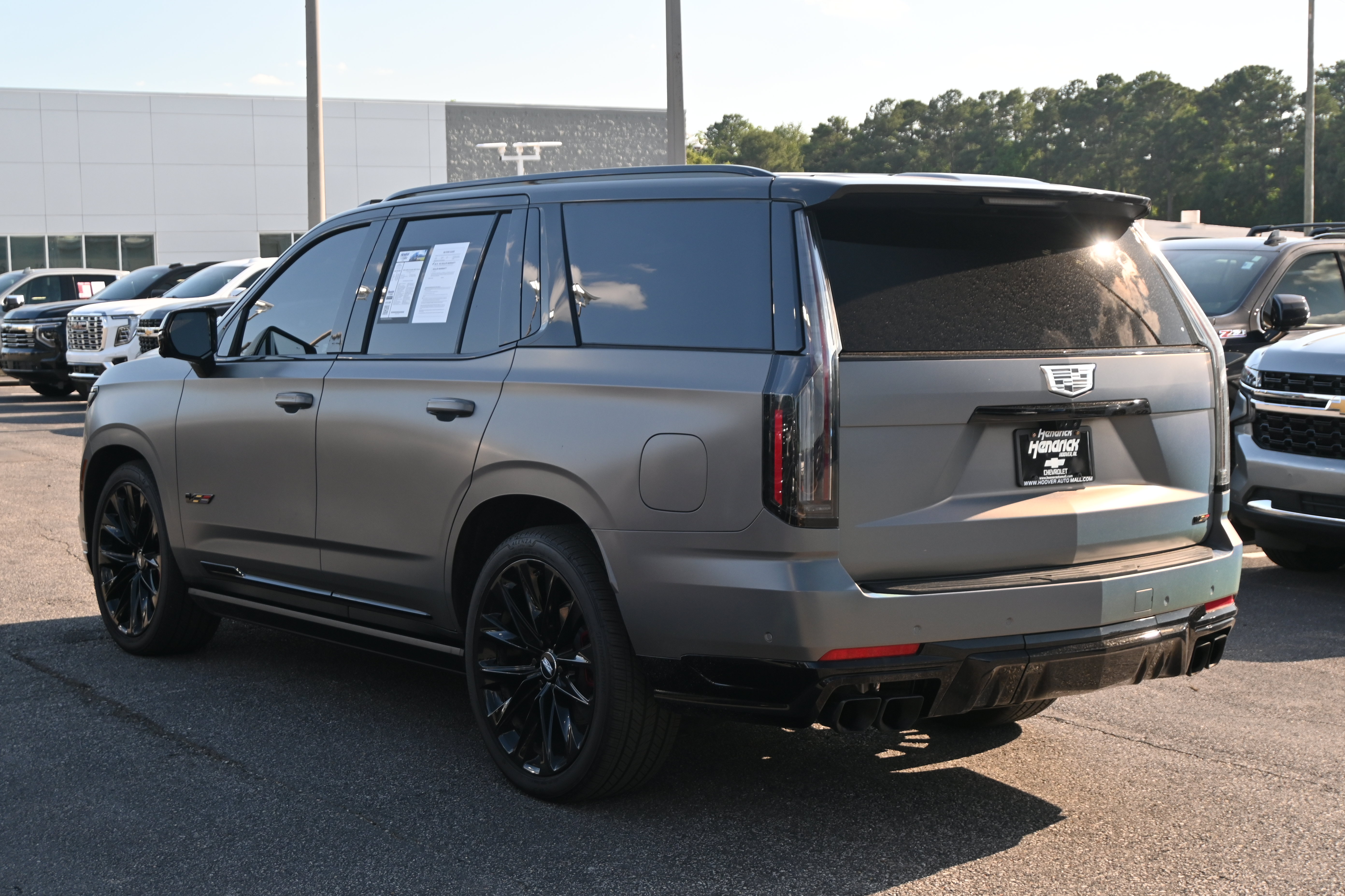 Used 2026 Cadillac Escalade V w/ LPO, ONYX Package AWD/4WD image 7