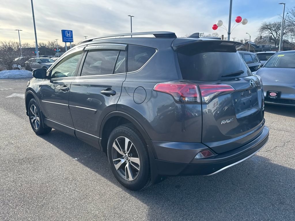 Used 2018 Toyota RAV4 XLE image 5