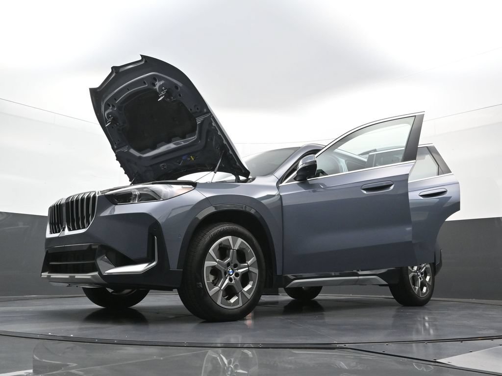 New 2026 BMW X1 xDrive28i w/ Technology Package AWD/4WD image 39