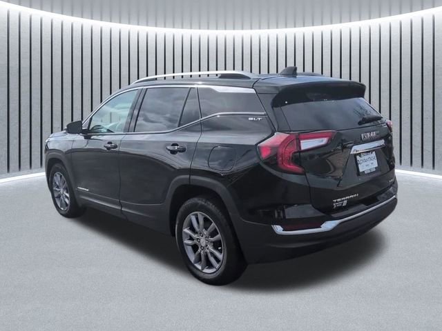 Used 2024 GMC Terrain SLT AWD/4WD image 8