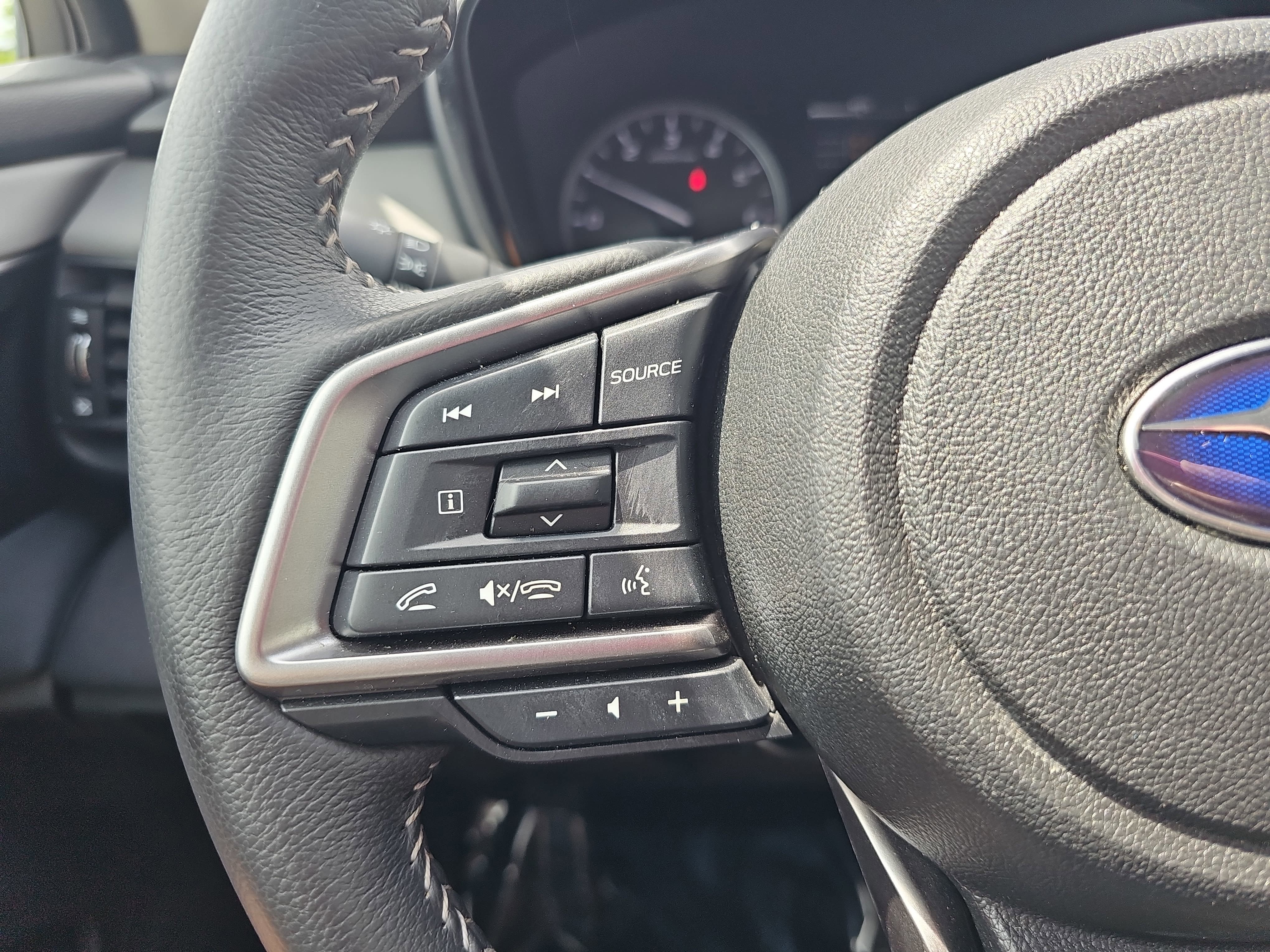 Used 2023 Subaru Outback Premium AWD/4WD image 18