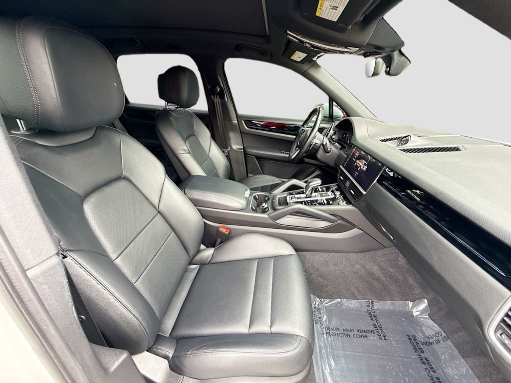 Certified 2021 Porsche Cayenne AWD/4WD image 26