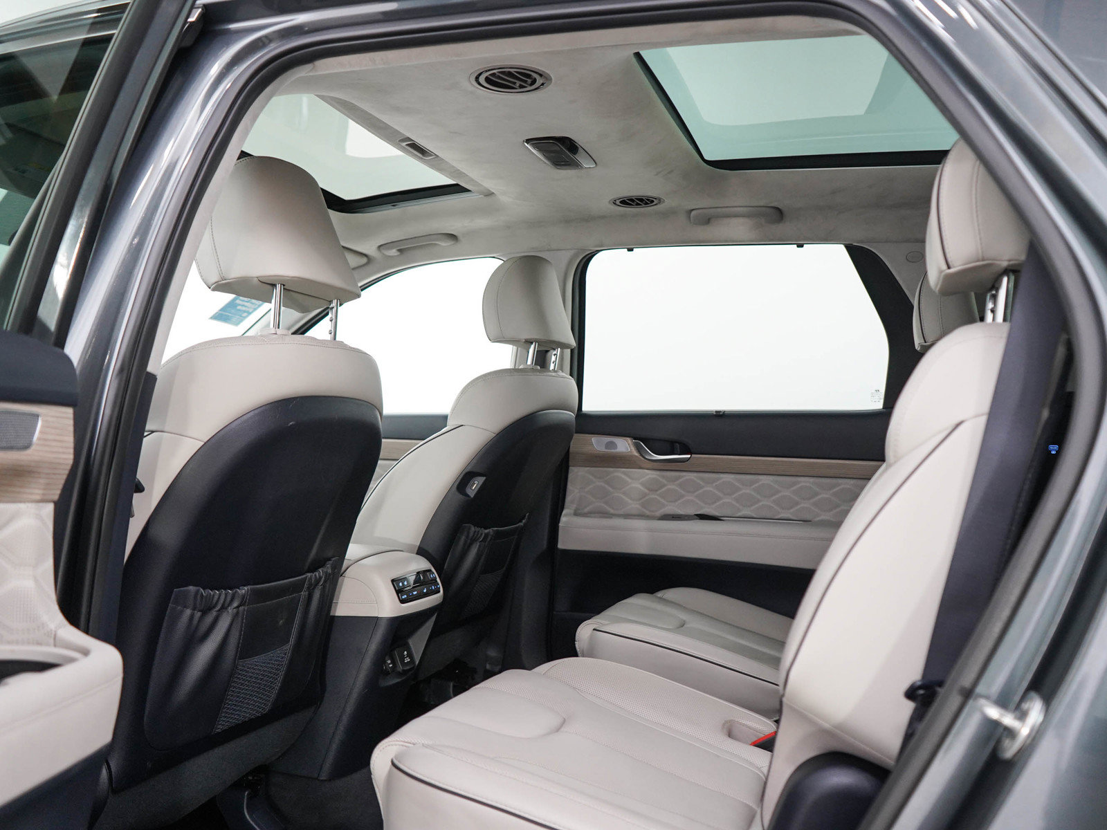 Used 2022 Hyundai Palisade Calligraphy AWD/4WD image 19
