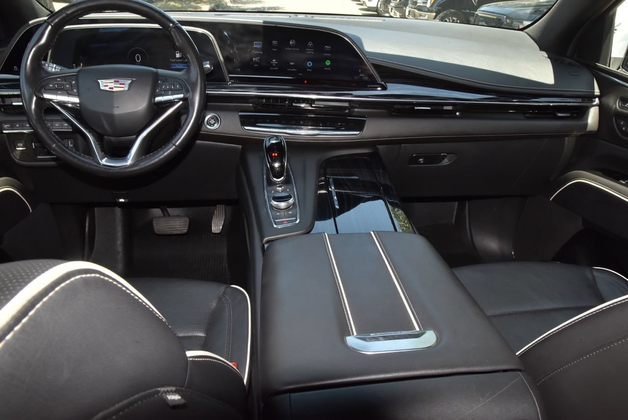Used 2022 Cadillac Escalade Sport w/ Touring Package AWD/4WD image 17