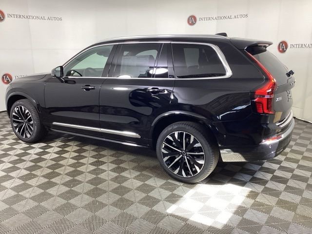 New 2026 Volvo XC90 B6 Plus w/ Protection Package Premier image 6