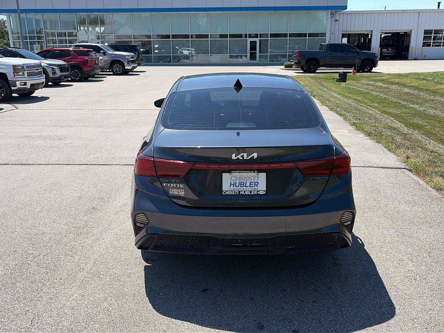 Used 2024 Kia Forte LXS w/ LXS Technology Package FWD image 4