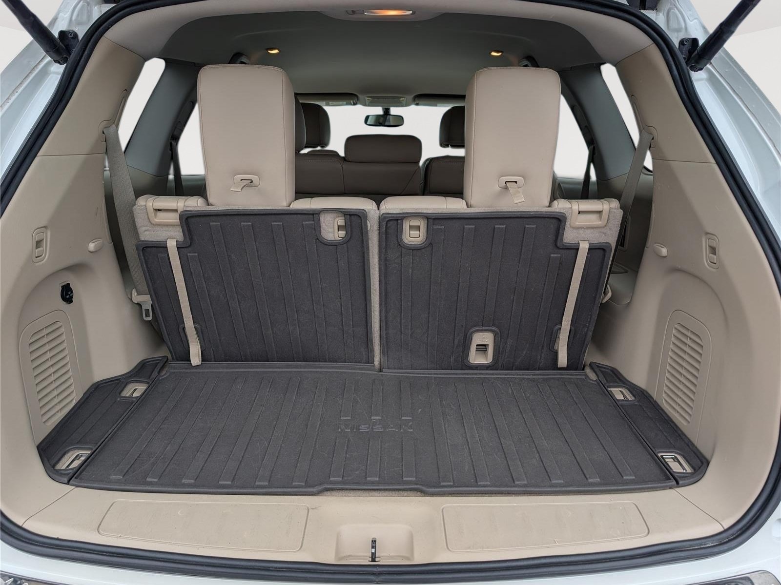 Used 2015 Nissan Pathfinder SL w/ SL Tech Package FWD image 14