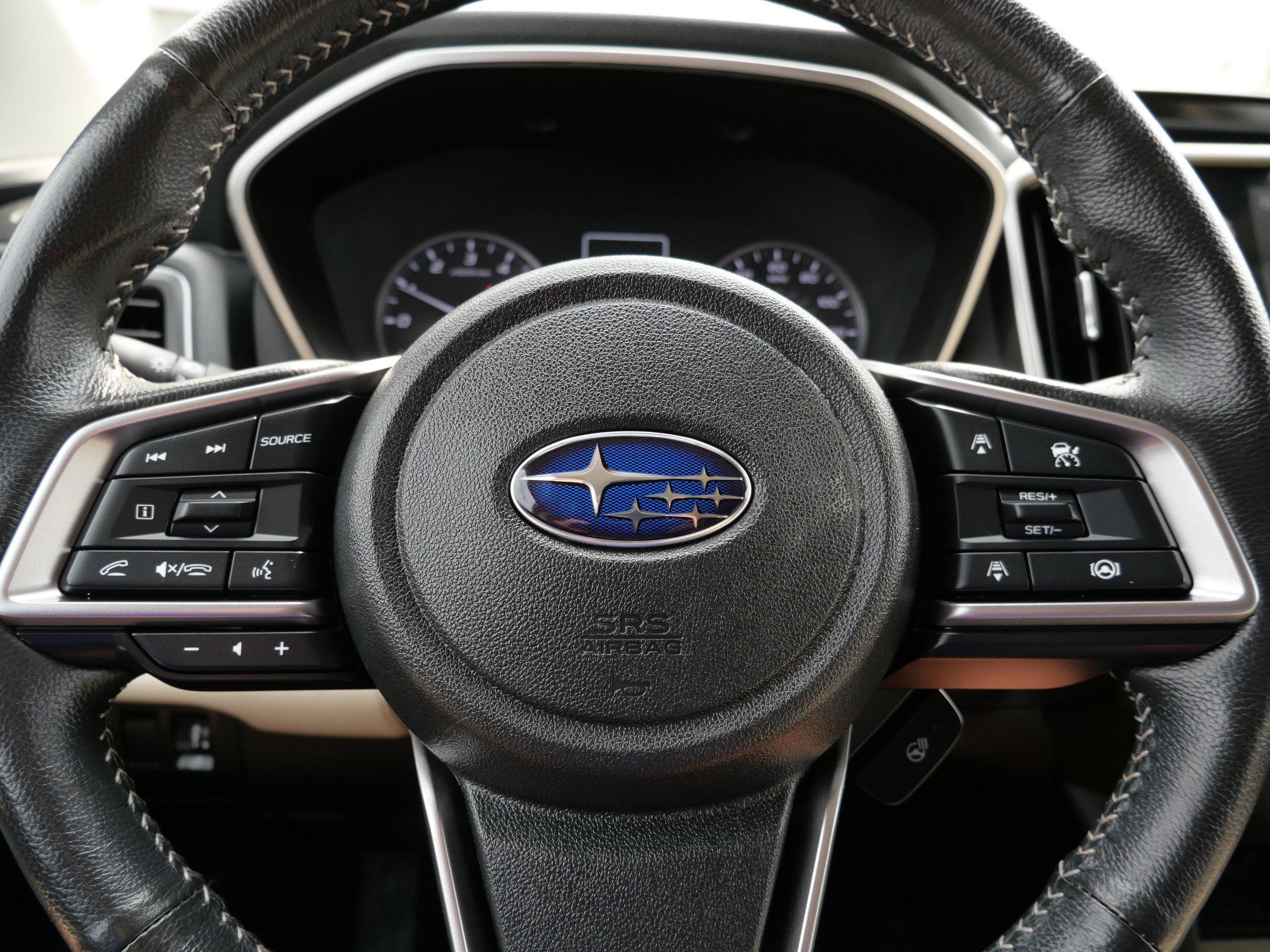Used 2024 Subaru Ascent Limited w/ Technology Package AWD/4WD image 25
