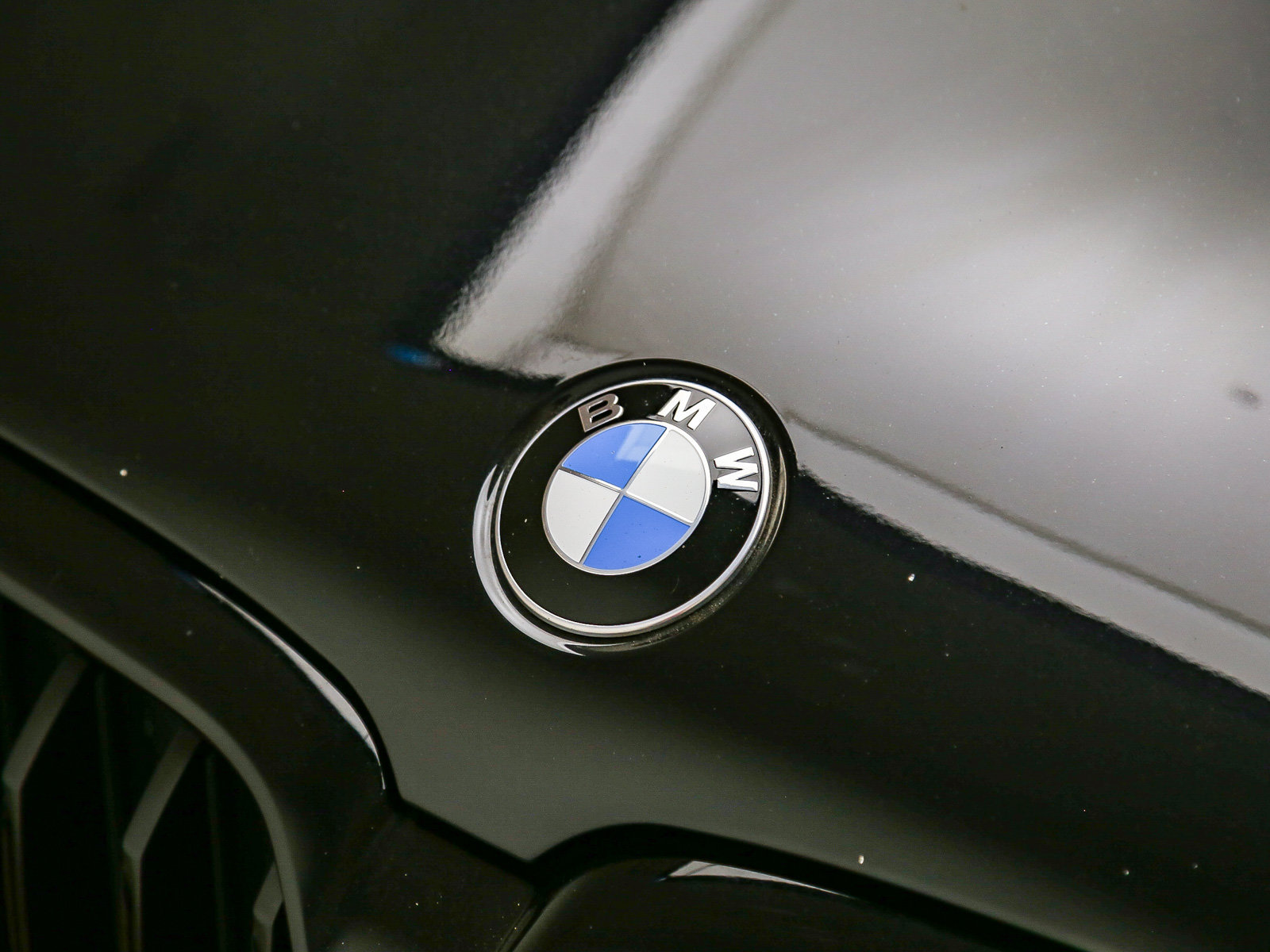 Used 2023 BMW 540i w/ M Sport Package RWD image 8