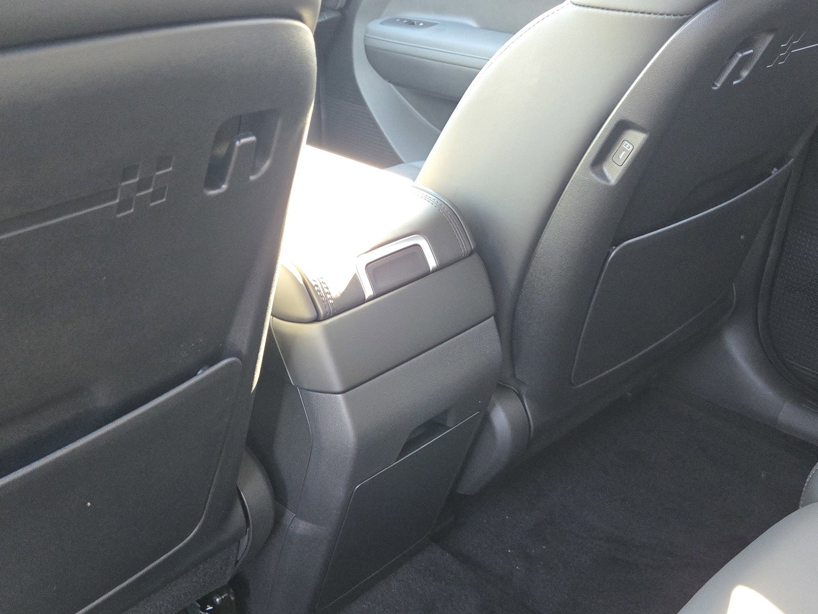 New 2026 Hyundai Santa Fe SEL image 13