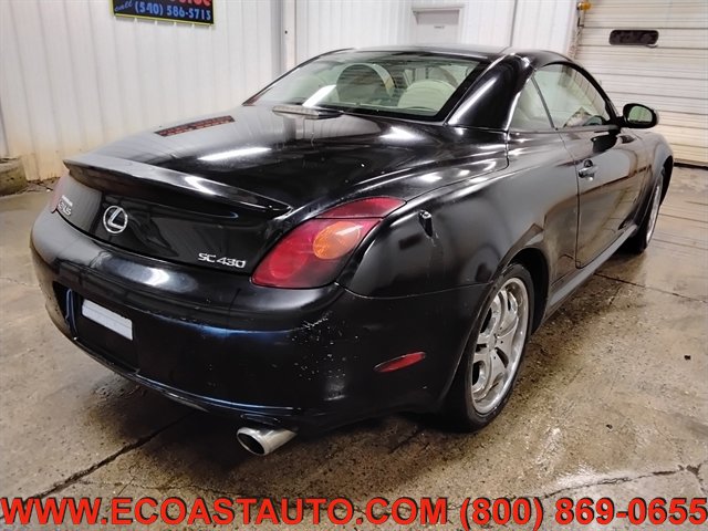 Used 2004 Lexus SC 430 Convertible image 3
