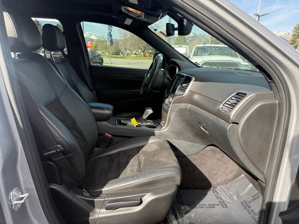 Used 2018 Jeep Grand Cherokee Altitude image 15