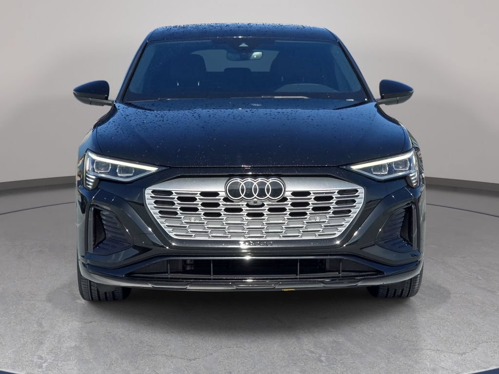 Used 2024 Audi Q8 e-tron Premium AWD/4WD image 4