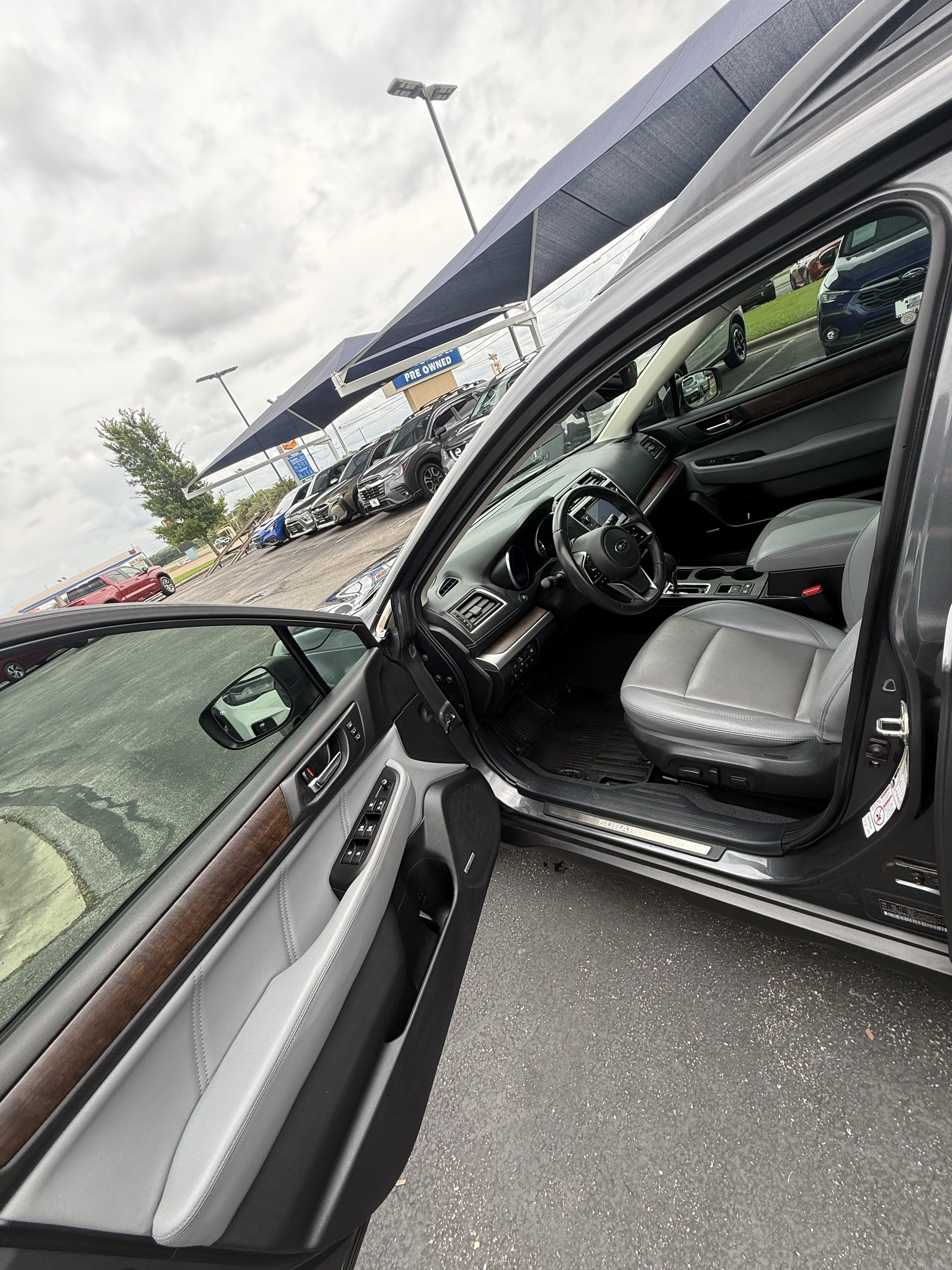 Used 2021 Subaru Outback Limited AWD/4WD image 17