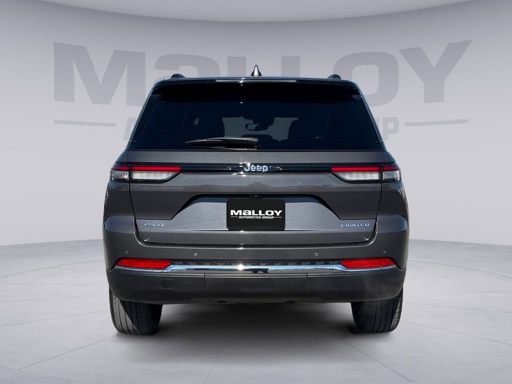 Used 2024 Jeep Grand Cherokee Limited image 4