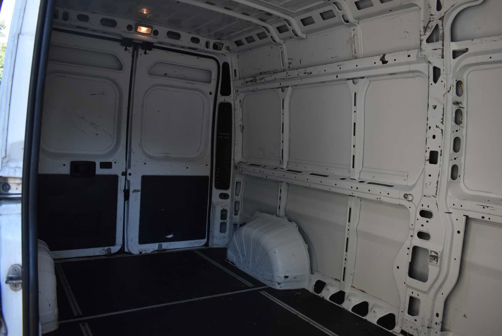 Used 2019 RAM ProMaster 2500 w/ Interior Convenience Group FWD image 21