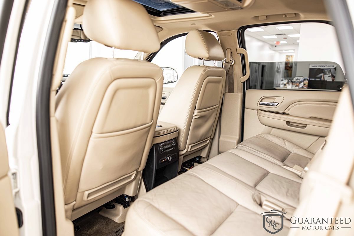 Used 2010 Cadillac Escalade 2WD Hybrid image 35