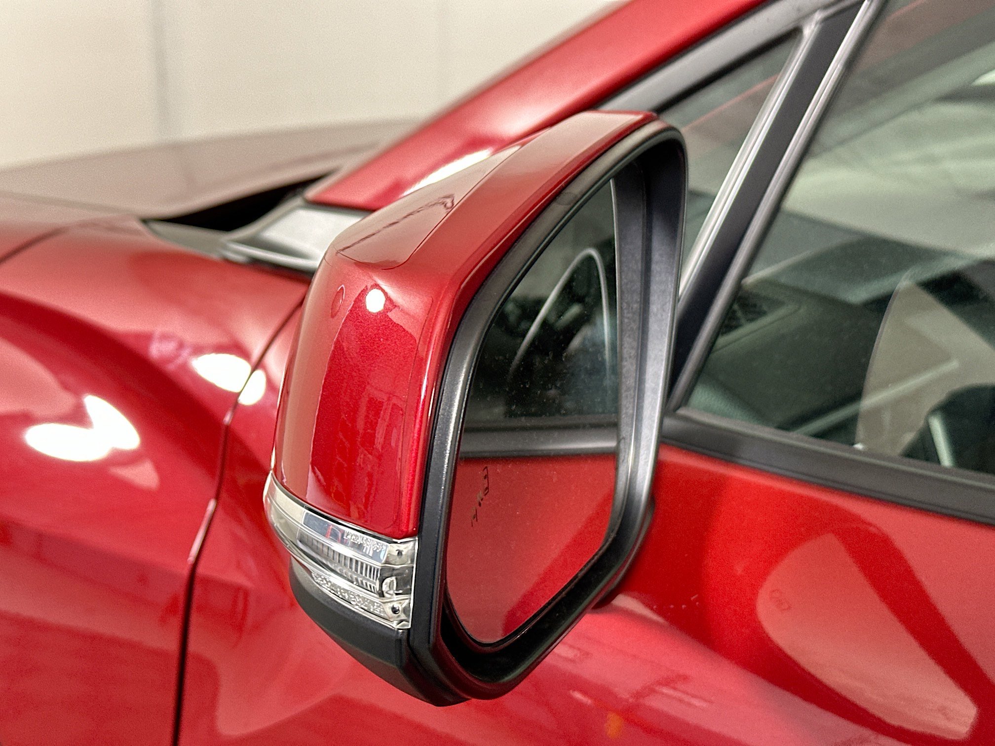 Used 2024 Toyota Corolla Cross LE w/ Moonroof Package image 10