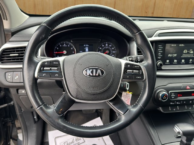 Used 2019 Kia Sorento AWD V6 image 10