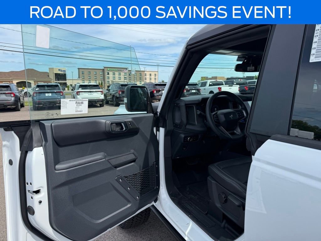 New 2025 Ford Bronco Badlands image 13