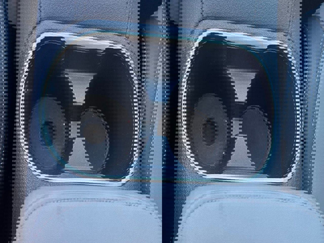 Used 2025 Subaru Outback Limited image 35