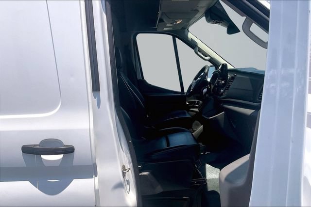 Used 2020 Ford Transit 250 Medium Roof AWD image 7