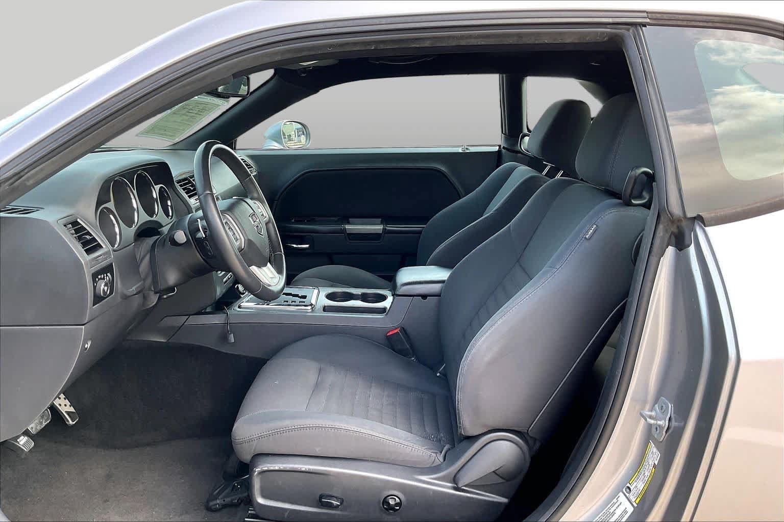 Used 2014 Dodge Challenger R/T w/ Blacktop Package RWD image 7