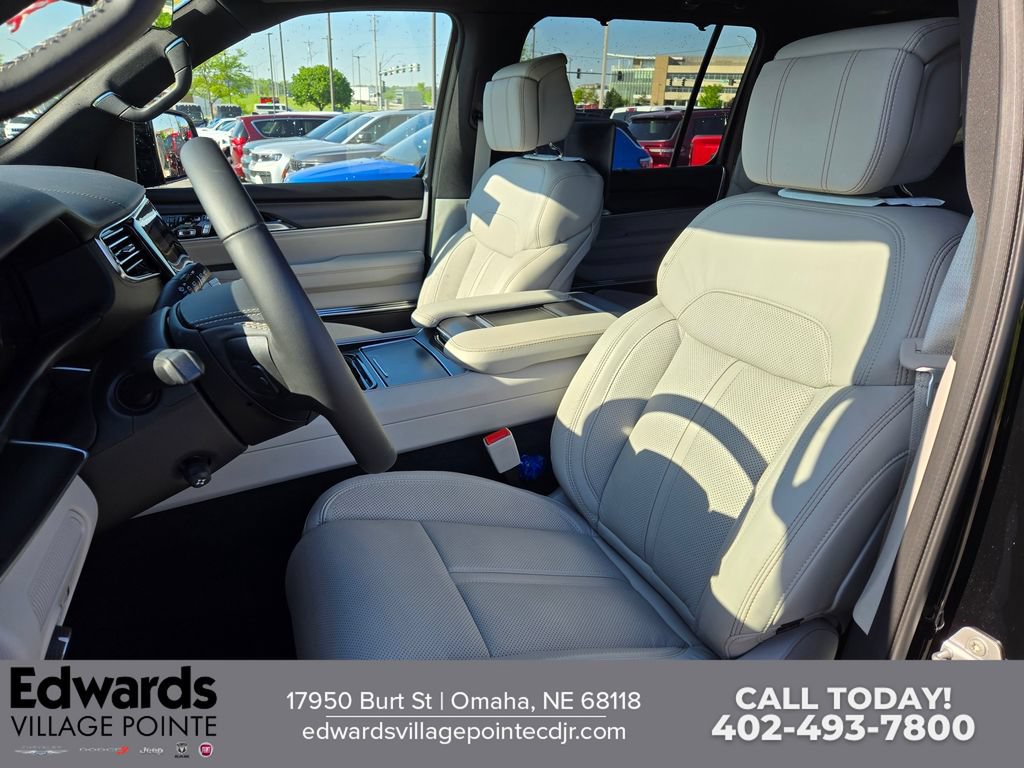 New 2026 Jeep Grand Wagoneer L Summit w/ Rear Seat Video Group I AWD/4WD image 14