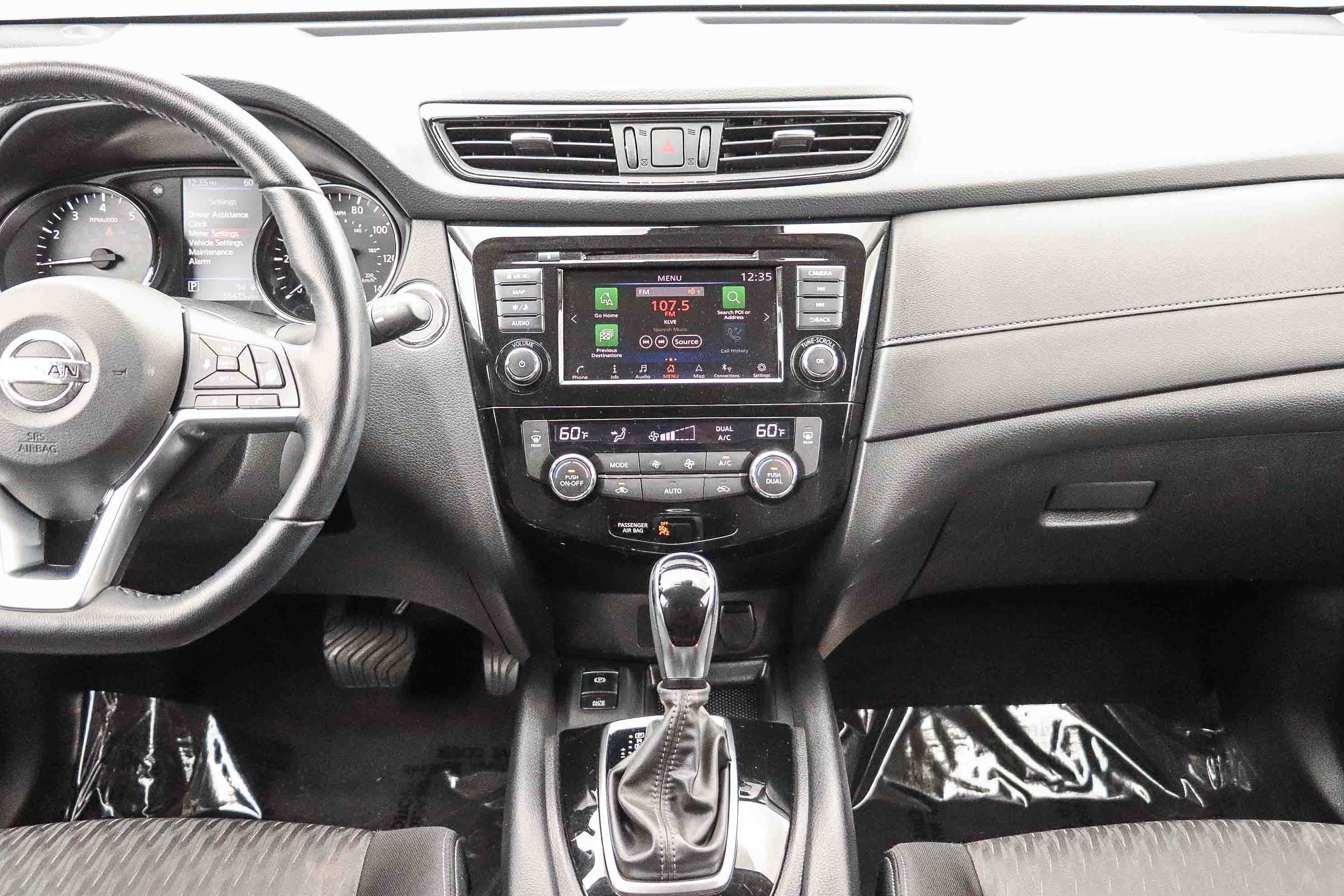 Used 2020 Nissan Rogue SV w/ Premium Package FWD image 14