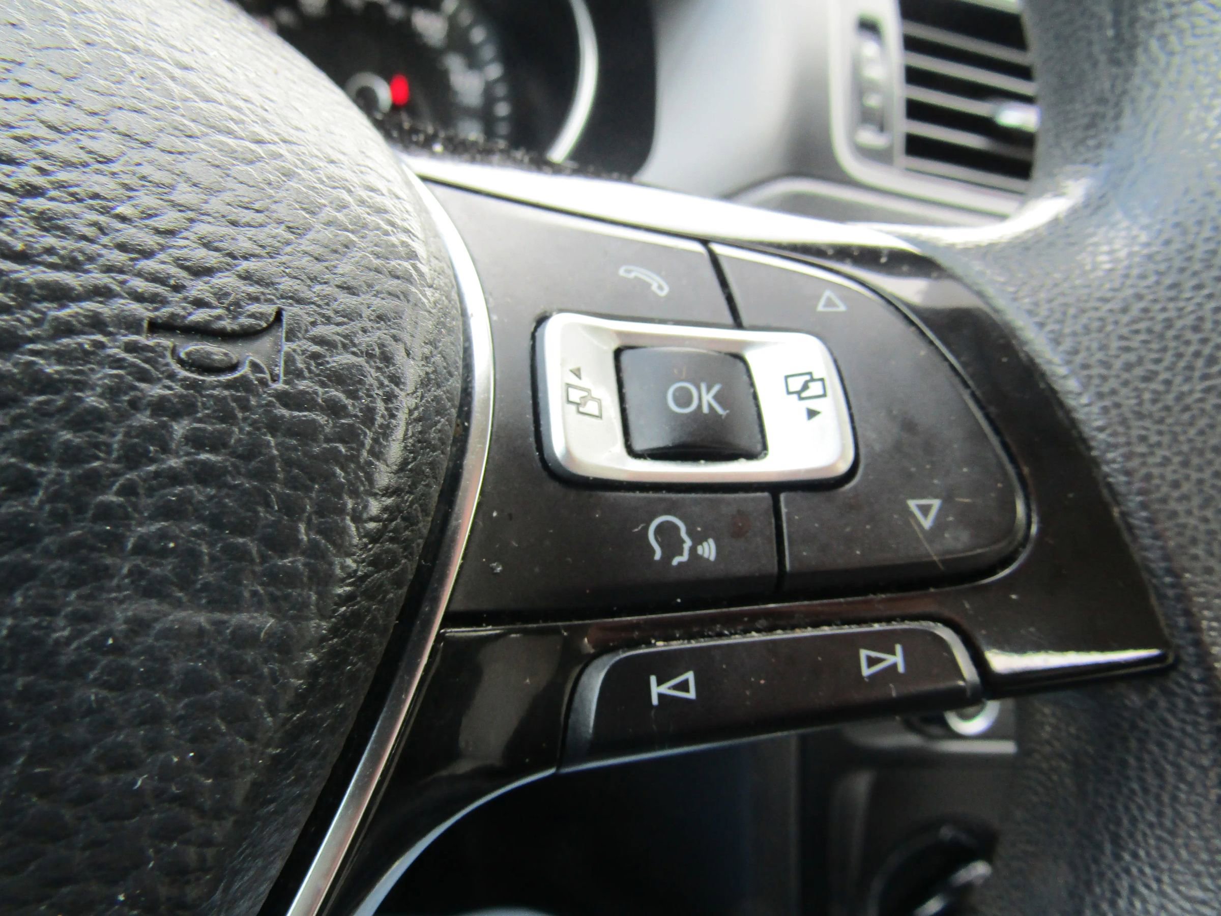 Used 2015 Volkswagen Jetta S FWD image 25